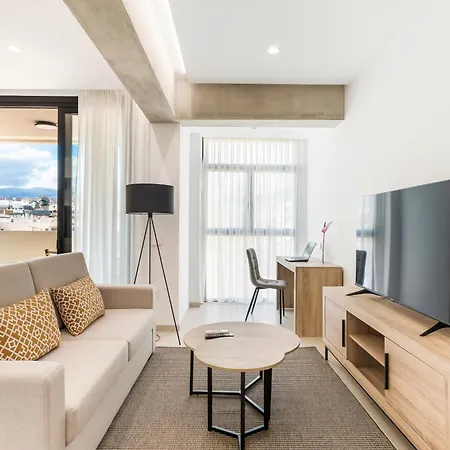 Central Suites Apartment